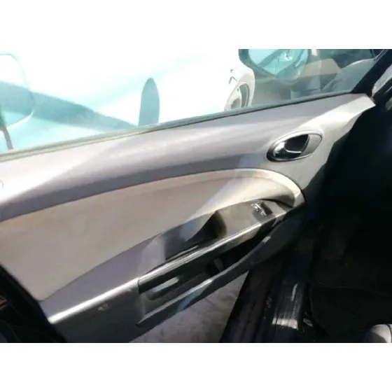 SEAT LEON (1P1) '2006 1.9 TDI NEGRO