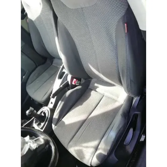 SEAT LEON (1P1) '2006 1.9 TDI NEGRO