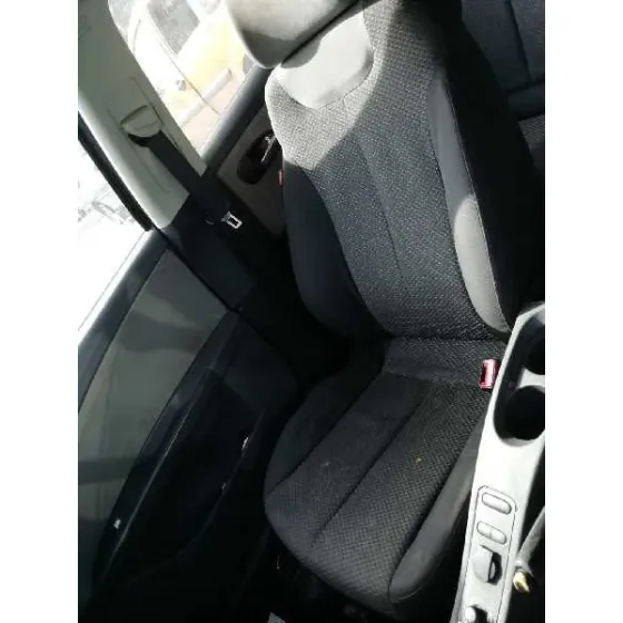SEAT LEON (1P1) '2006 1.9 TDI NEGRO
