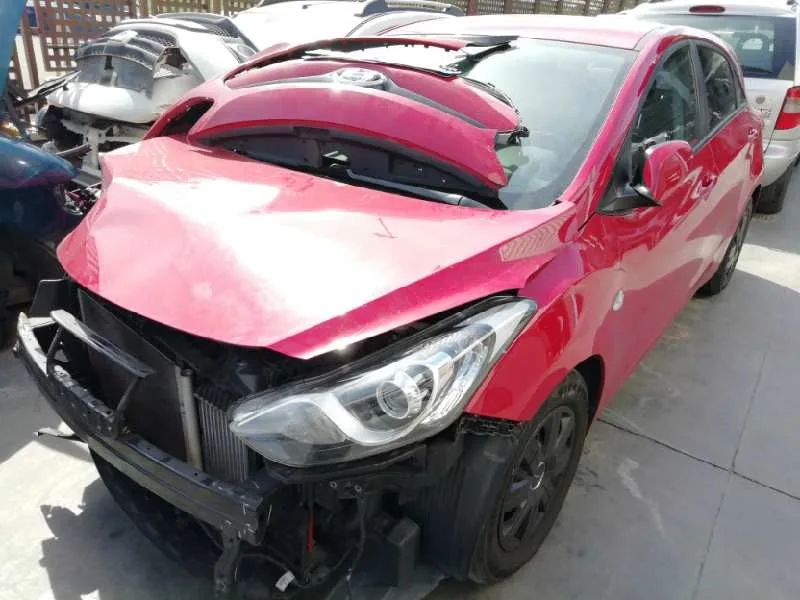 HYUNDAI I30 (GD) HYUNDAI I30 (GD) '2013 CLASSIC ROJO 2012