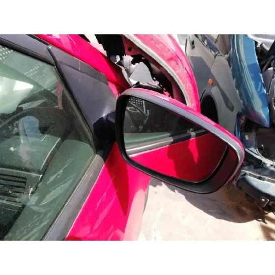 HYUNDAI I30 (GD) '2013 CLASSIC ROJO