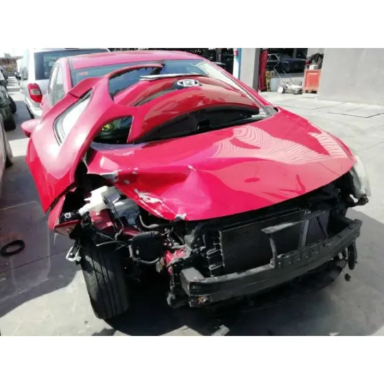 HYUNDAI I30 (GD) '2013 CLASSIC ROJO
