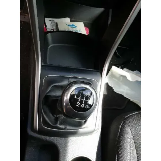 HYUNDAI I30 (GD) '2013 CLASSIC ROJO