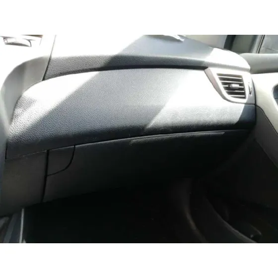 HYUNDAI I30 (GD) '2013 CLASSIC ROJO