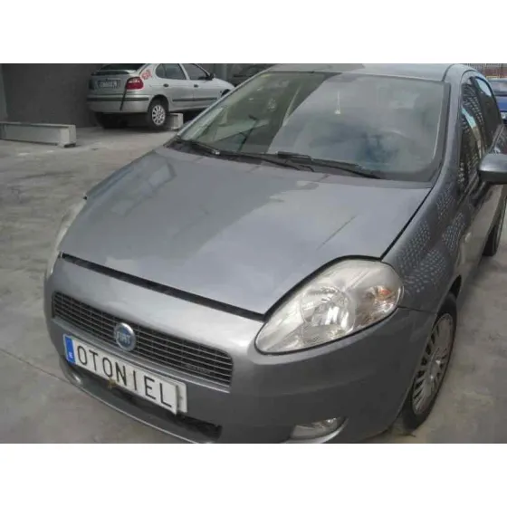 FIAT GRANDE PUNTO (199) '2007 1.3 16V MULTIJET ACTIVE (55KW) GRIS