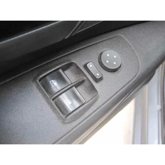 FIAT GRANDE PUNTO (199) '2007 1.3 16V MULTIJET ACTIVE (55KW) GRIS
