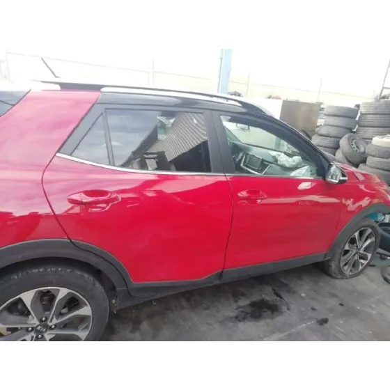 KIA STONIC (YBCUV) '2018 DRIVE ROJO