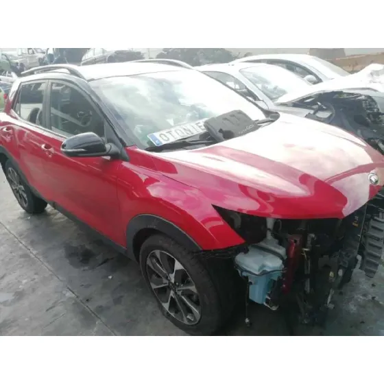 KIA STONIC (YBCUV) '2018 DRIVE ROJO