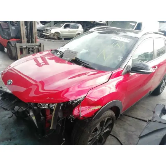 KIA STONIC (YBCUV) '2018 DRIVE ROJO