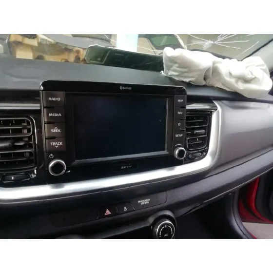KIA STONIC (YBCUV) '2018 DRIVE ROJO
