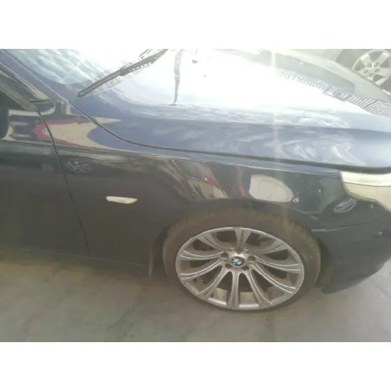 BMW SERIE 5 BERLINA (E60) '2005 530D AZUL