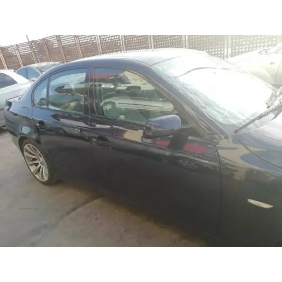 BMW SERIE 5 BERLINA (E60) '2005 530D AZUL