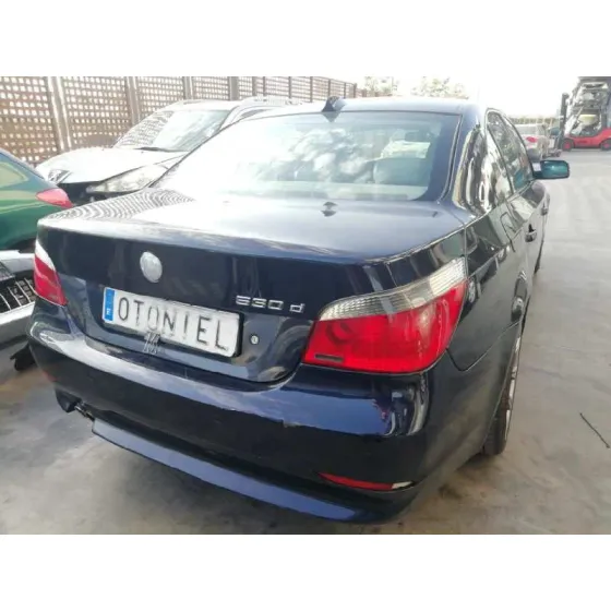 BMW SERIE 5 BERLINA (E60) '2005 530D AZUL
