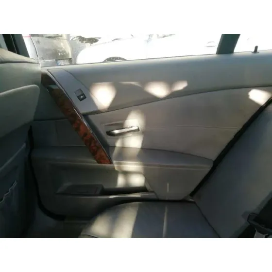 BMW SERIE 5 BERLINA (E60) '2005 530D AZUL
