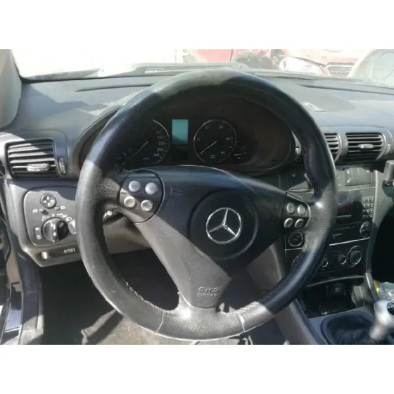 MERCEDES CLASE C (W203) SPORTCOUPE '2004 C 220 CDI (LA) (203.708) NEGRO