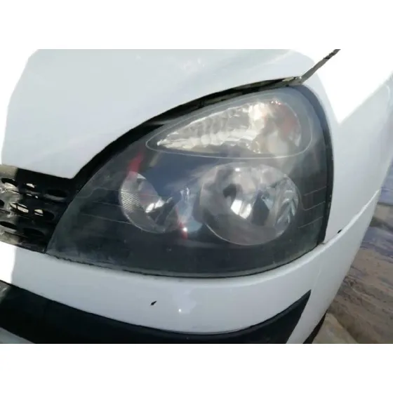 RENAULT CLIO II FASE II (B/CB0) '2002 1.5 DCI DIESEL BLANCO