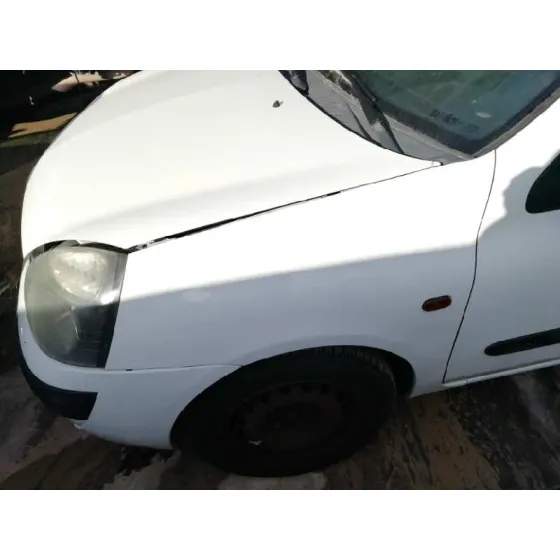 RENAULT CLIO II FASE II (B/CB0) '2002 1.5 DCI DIESEL BLANCO