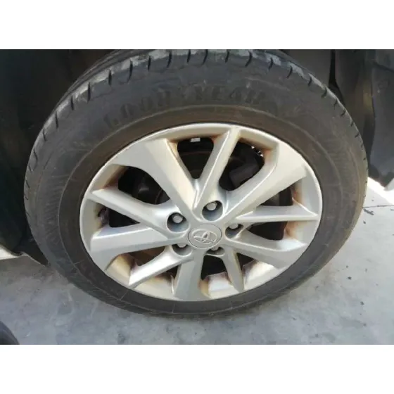 TOYOTA AURIS '2014 1.4 TURBODIESEL CAT BLANCO