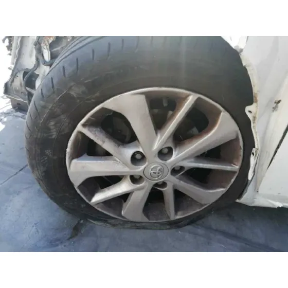 TOYOTA AURIS '2014 1.4 TURBODIESEL CAT BLANCO