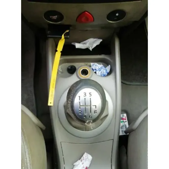 RENAULT MEGANE II CLASSIC BERLINA '2005 1.9 DCI DIESEL GRIS