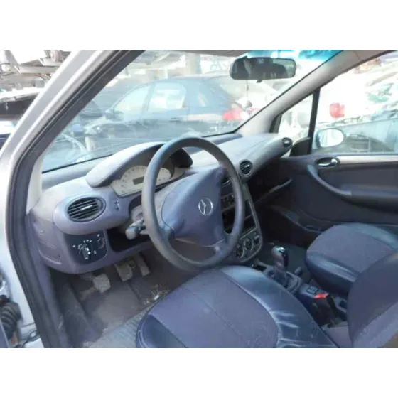 MERCEDES CLASE A (W168) '2002 1.4 CAT PLATA