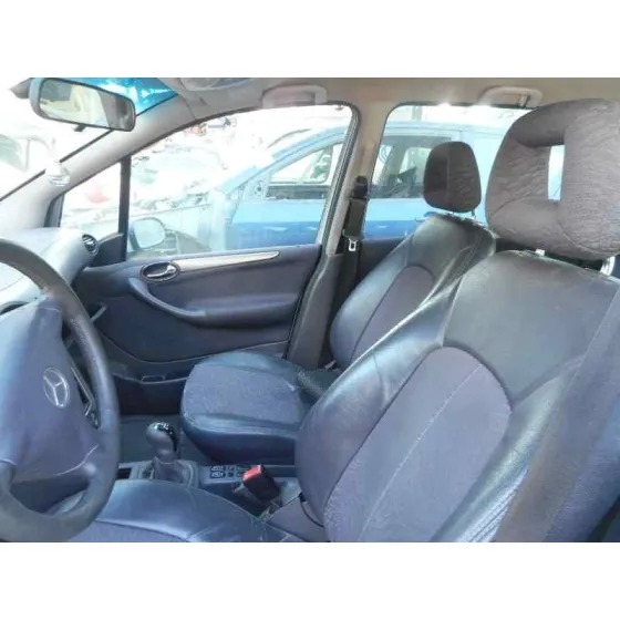 MERCEDES CLASE A (W168) '2002 1.4 CAT PLATA
