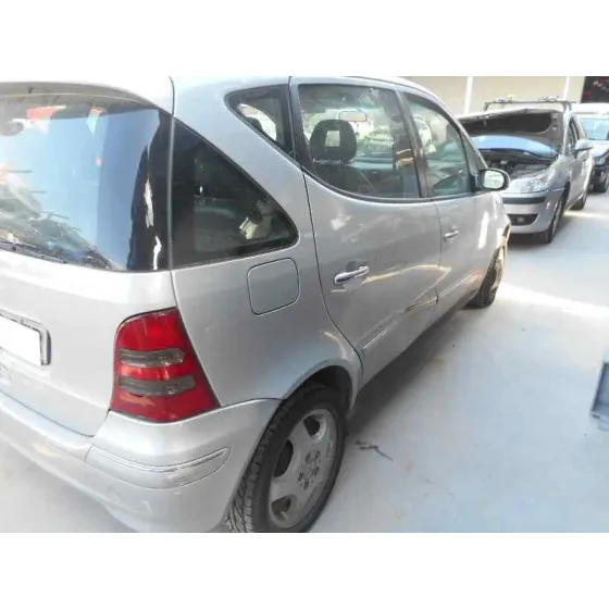 MERCEDES CLASE A (W168) '2002 1.4 CAT PLATA
