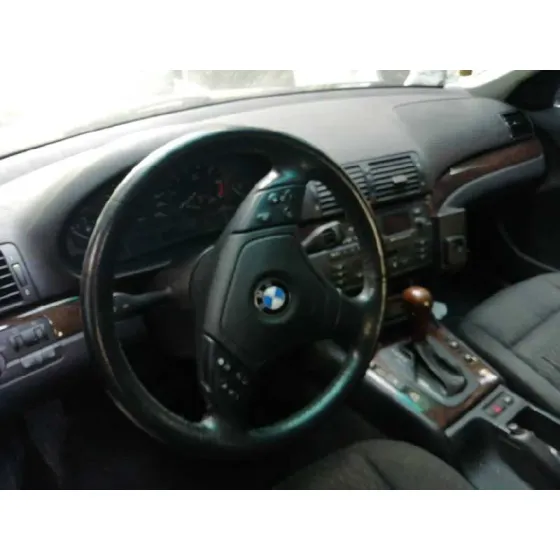 BMW SERIE 3 BERLINA (E46) '1998 323I VERDE