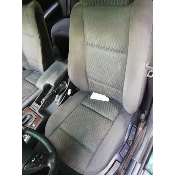 BMW SERIE 3 BERLINA (E46) '1998 323I VERDE