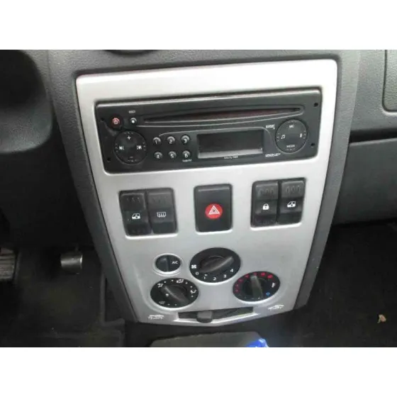 DACIA LOGAN '2006 1.5 DCI DIESEL CAT PLATA