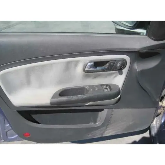 SEAT IBIZA (6L1) '2002 * AZUL