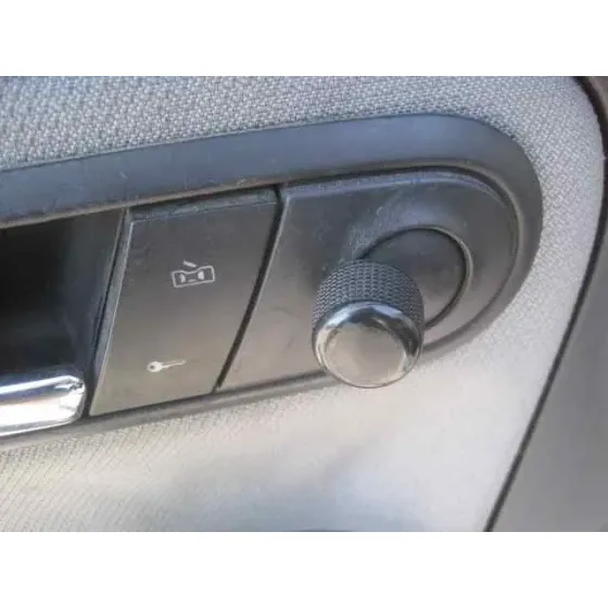 SEAT IBIZA (6L1) '2002 * AZUL