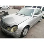 MERCEDES-BENZ CLASE E (W211) BERLINA MERCEDES CLASE E (W211) BERLINA '2005 3.2 CDI CAT GRIS 2002