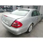 MERCEDES-BENZ CLASE E (W211) BERLINA MERCEDES CLASE E (W211) BERLINA '2005 3.2 CDI CAT GRIS 2002