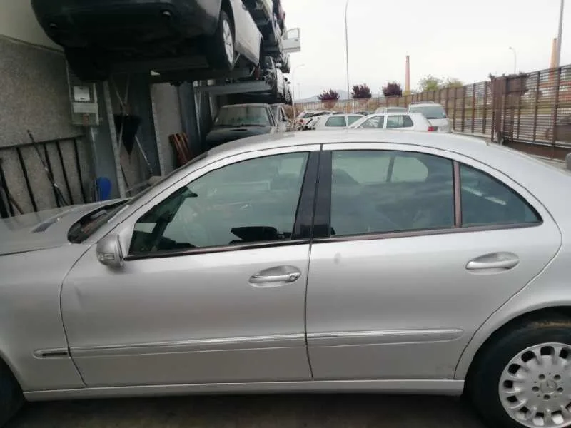 MERCEDES CLASE E (W211) BERLINA '2005 3.2 CDI CAT GRIS