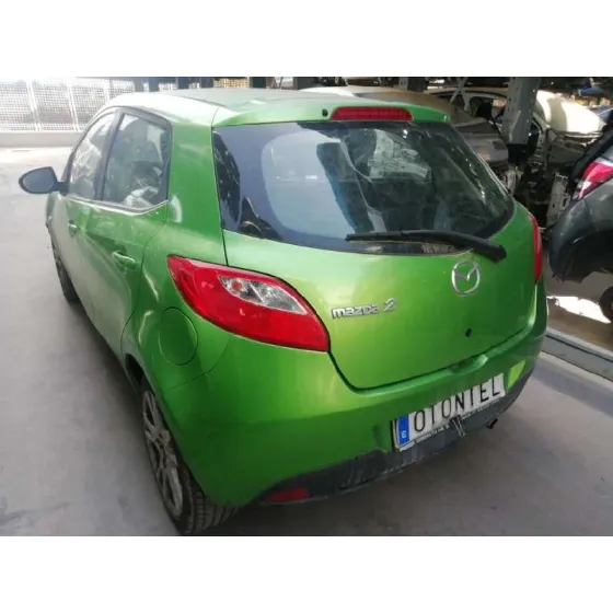 MAZDA 2 LIM. (DE) '2007 1.3 STYLE (5-PTAS.) VERDE