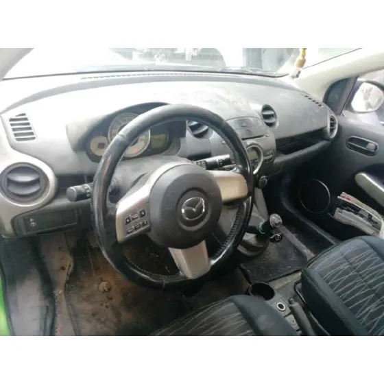 MAZDA 2 LIM. (DE) '2007 1.3 STYLE (5-PTAS.) VERDE