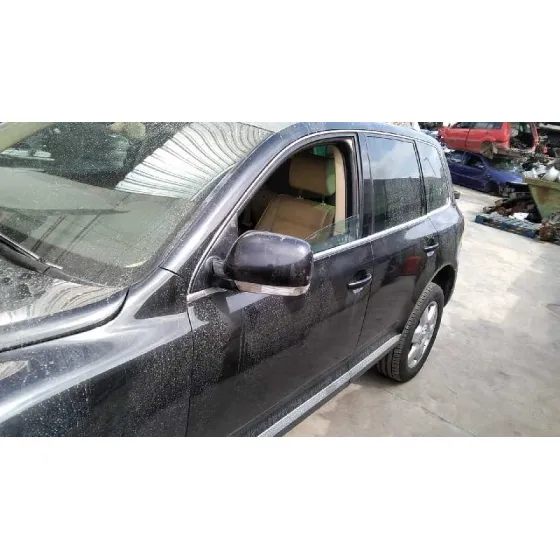 VOLKSWAGEN TOUAREG (7LA) '2004 TDI V10 NEGRO