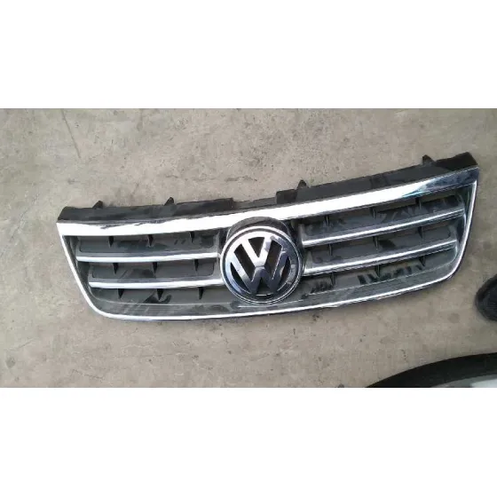 VOLKSWAGEN TOUAREG (7LA) '2004 TDI V10 NEGRO