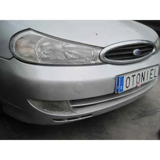 FORD MONDEO BERLINA (GD) '2000 AMBIENTE PLATA