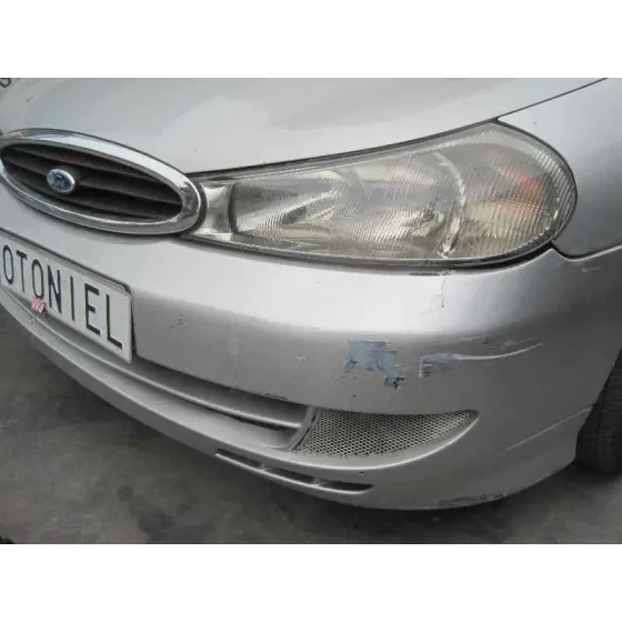 FORD MONDEO BERLINA (GD) '2000 AMBIENTE PLATA