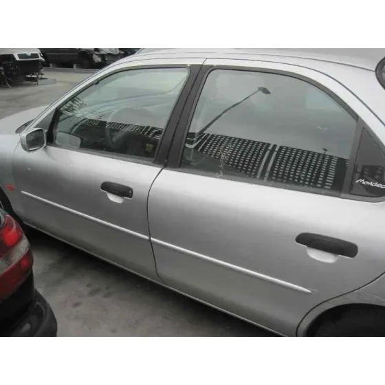 FORD MONDEO BERLINA (GD) '2000 AMBIENTE PLATA