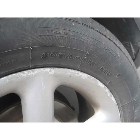 FORD MONDEO BERLINA (GD) '2000 AMBIENTE PLATA