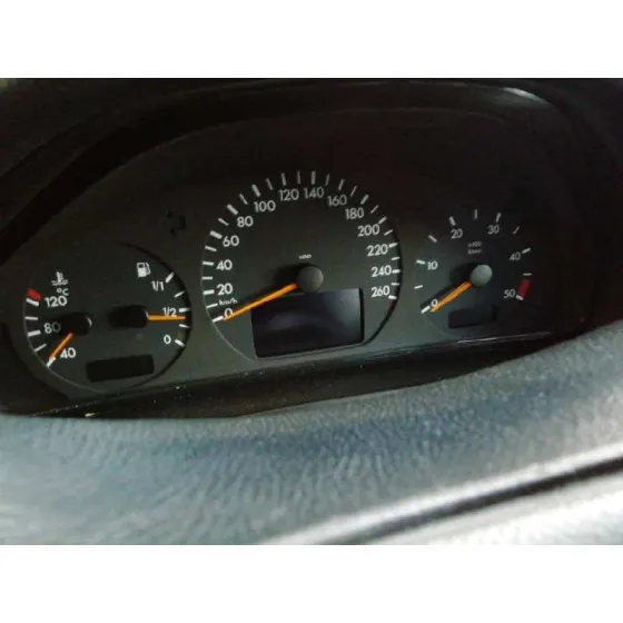 MERCEDES CLASE E (W210) FAMILIAR '2002 270 T CDI (210.216) GRIS
