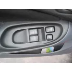 NISSAN ALMERA (N16/E) NISSAN ALMERA (N16/E) '2004 ACENTA ROJO 2002