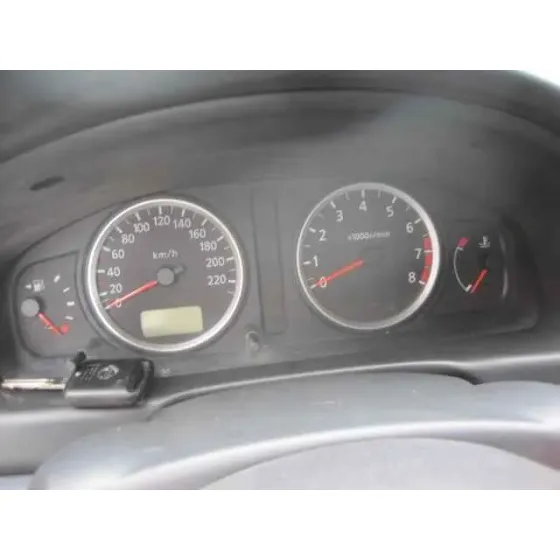 NISSAN ALMERA (N16/E) '2004 ACENTA ROJO