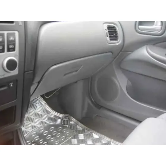 NISSAN ALMERA (N16/E) '2004 ACENTA ROJO