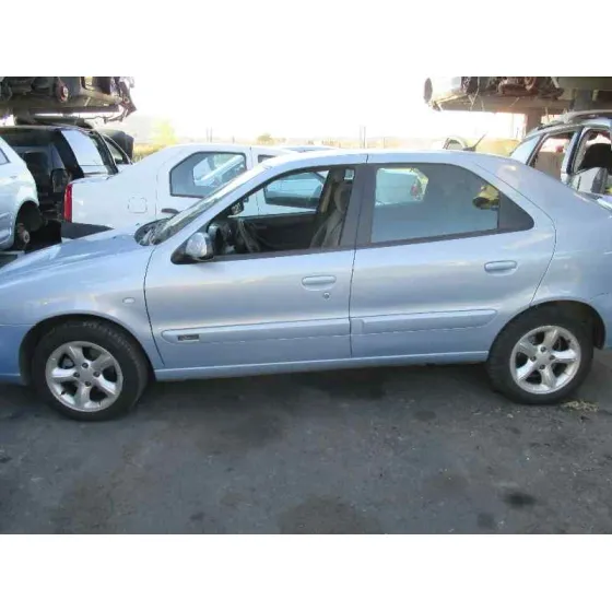 CITROEN XSARA BERLINA '2001 1.6I 16V SX AZUL