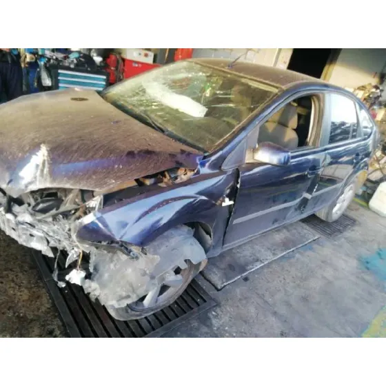 FORD FOCUS BERLINA (CAP) '2007 GHIA AZUL