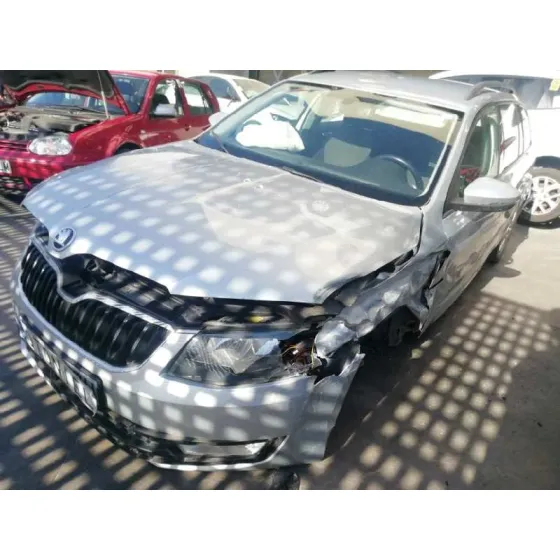 SKODA OCTAVIA COMBI (5E5) '2014 1.6 TDI DPF GRIS